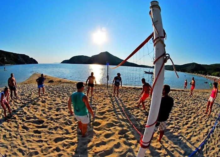 Aparthotel Meliton 3*